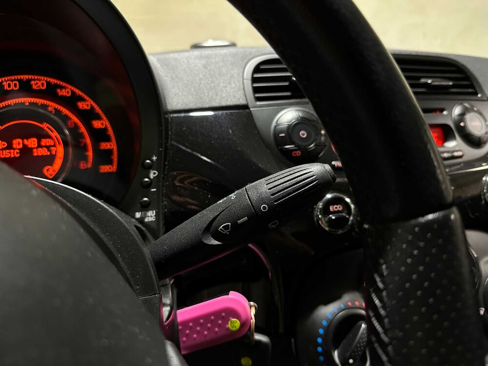 Fiat 500 0.9 TwinAir By Diesel 86pk 2013, 8-KGN-65