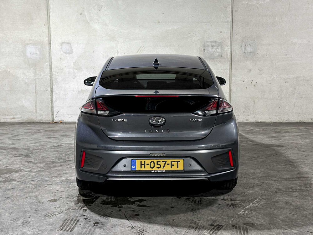 Hyundai IONIQ Premium EV 38 kWh 136pk 2020 (Origineel-NL), H-057-FT
