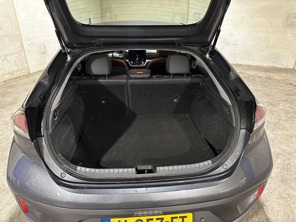 Hyundai IONIQ Premium EV 38 kWh 136pk 2020 (Origineel-NL), H-057-FT
