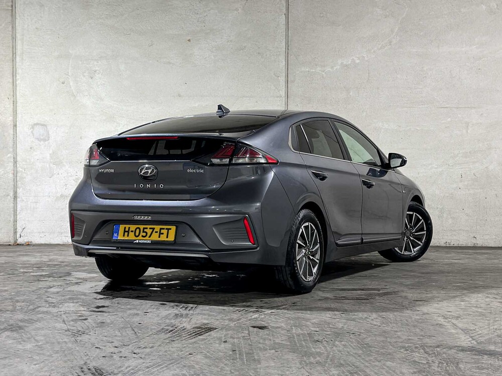 Hyundai IONIQ Premium EV 38 kWh 136pk 2020 (Origineel-NL), H-057-FT