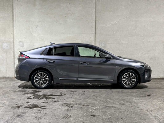 Hyundai IONIQ Premium EV 38 kWh 136pk 2020 (Origineel-NL), H-057-FT