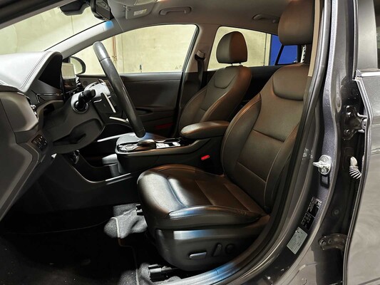 Hyundai IONIQ Premium EV 38 kWh 136pk 2020 (Origineel-NL), H-057-FT