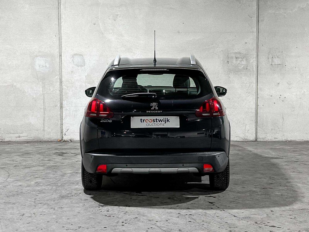 Peugeot 2008 1.2 PureTech Allure 110pk 2018 (Origineel-NL), RL-527-Z