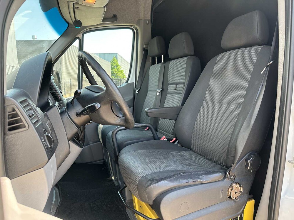Mercedes-Benz Sprinter 416 2.2 CDI 366 DC 163pk 2012 (Origineel-NL) Automaat, 8-VZK-93