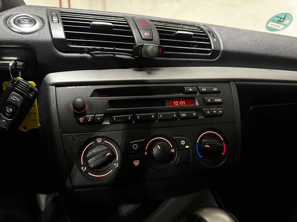 BMW 118i Business Line 129pk 2007 1-serie (Origineel-NL) Automaat, 84-TS-KH