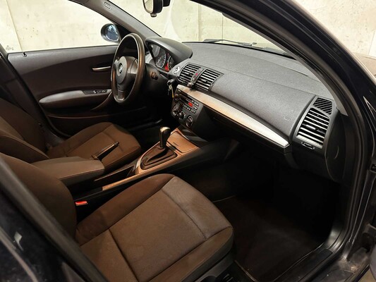BMW 118i Business Line 129pk 2007 1-serie (Origineel-NL) Automaat, 84-TS-KH