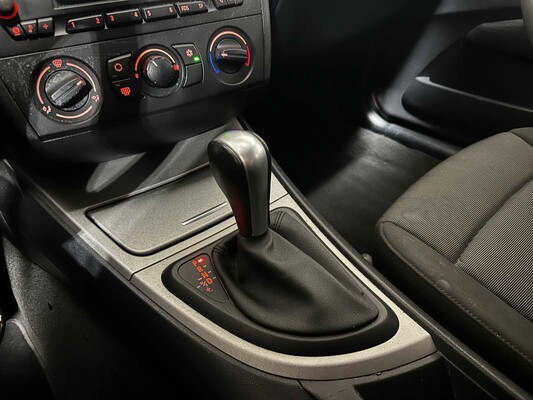 BMW 118i Business Line 129pk 2007 1-serie (Origineel-NL) Automaat, 84-TS-KH