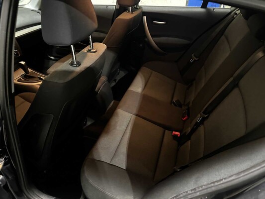 BMW 118i Business Line 129pk 2007 1-serie (Origineel-NL) Automaat, 84-TS-KH