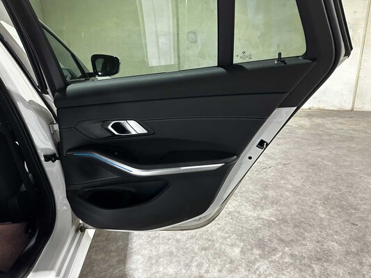 BMW 320e Touring Business Edition Plus M-Sport 204 PS 2022 (Original-NL + 1. Besitzer) 3er, P-991-JH