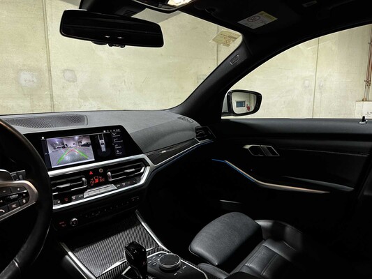 BMW 320e Touring Business Edition Plus M-Sport 204pk 2022 (Origineel-NL + 1e Eigenaar) 3-Serie, P-991-JH