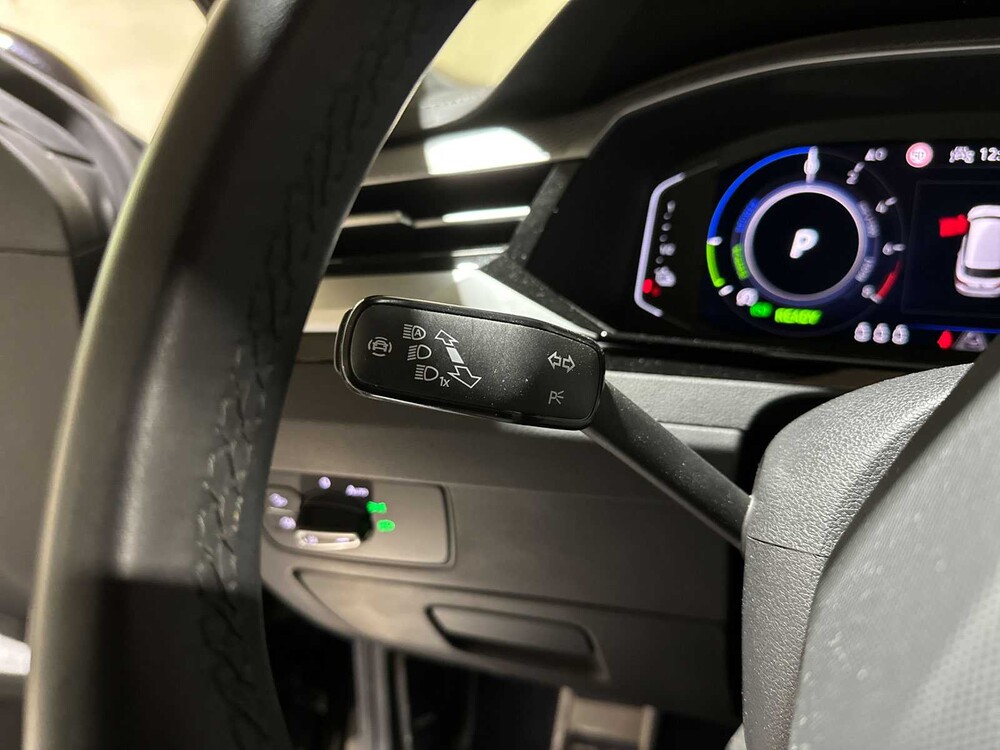 Volkswagen Arteon Shooting Brake 1.4 eHybrid 160kW 6-DSG R-Line Business+ 218pk 2022 (Origineel-NL+1e eigenaar), P-946-TG