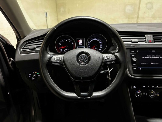 Volkswagen Tiguan 1.5 TSI Comfortline Business 131pk 2019 (Origineel-NL + 1e Eigenaar), G-706-KF