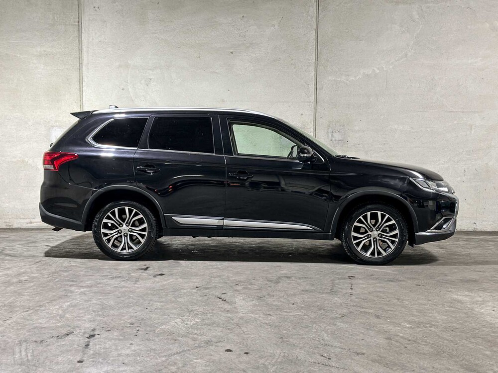 Mitsubishi Outlander 150pk 2016 (Origineel-NL), VZ-564-V