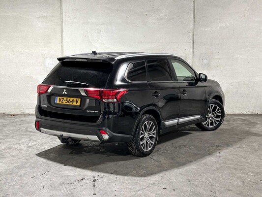 Mitsubishi Outlander 150pk 2016 (Origineel-NL), VZ-564-V