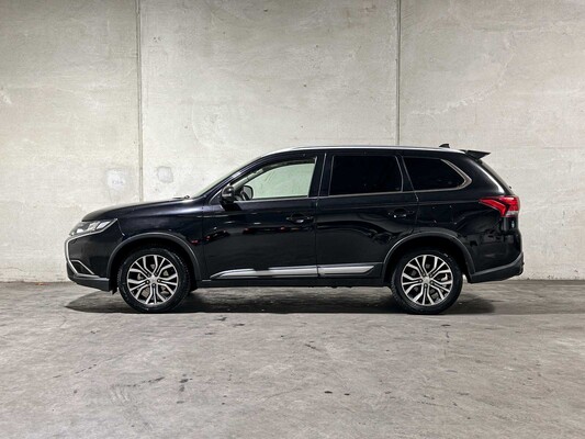 Mitsubishi Outlander 150pk 2016 (Origineel-NL), VZ-564-V