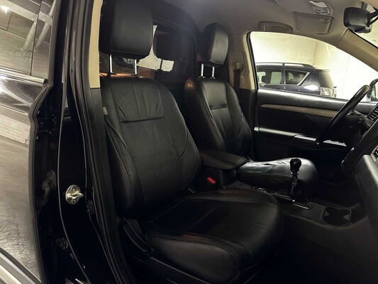Mitsubishi Outlander 150pk 2016 (Origineel-NL), VZ-564-V