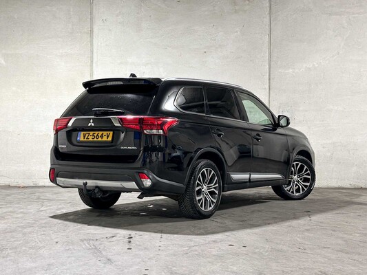 Mitsubishi Outlander 150pk 2016 (Origineel-NL), VZ-564-V