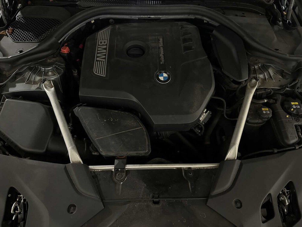 BMW 520i Touring High Executive 5-serie 181pk 2018 (Origineel-NL), RX-455-V