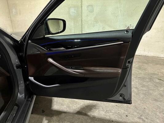 BMW 520i Touring High Executive 5-serie 181pk 2018 (Origineel-NL), RX-455-V