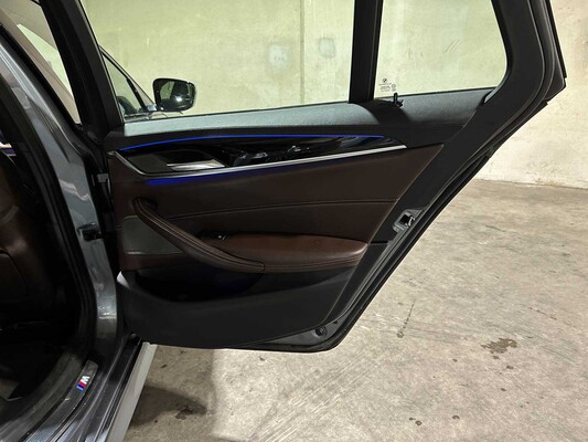 BMW 520i Touring High Executive 5-serie 181pk 2018 (Origineel-NL), RX-455-V