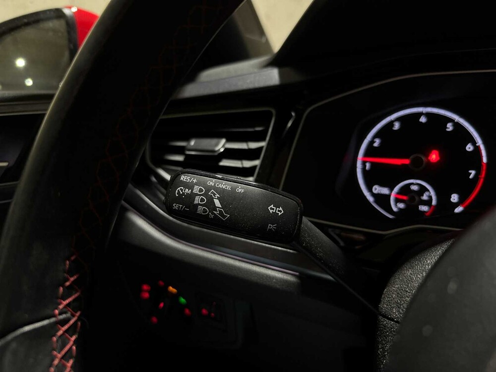 Volkswagen Polo GTI 2.0 TSI 200pk 2019, S-110-LZ