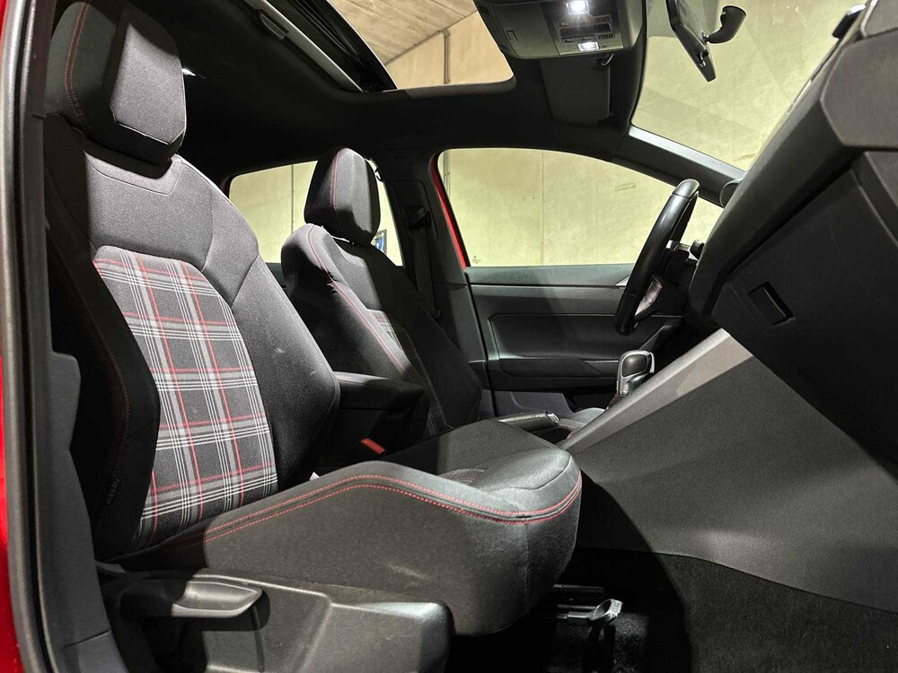 Volkswagen Polo GTI 2.0 TSI 200pk 2019, S-110-LZ