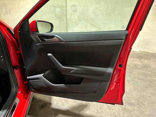 Volkswagen Polo GTI 2.0 TSI 200pk 2019, S-110-LZ