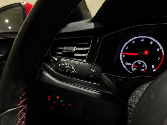 Volkswagen Polo GTI 2.0 TSI 200pk 2019, S-110-LZ