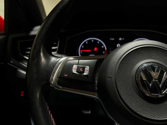 Volkswagen Polo GTI 2.0 TSI 200pk 2019, S-110-LZ