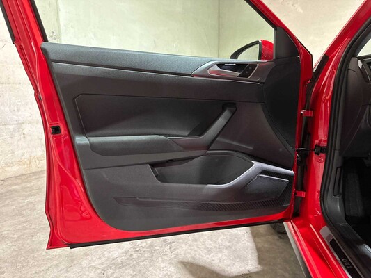 Volkswagen Polo GTI 2.0 TSI 200pk 2019, S-110-LZ