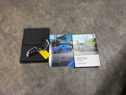 BMW 218i Centennial Executive 136pk 2016 2-serie Active Tourer (Origineel-NL), JR-873-G