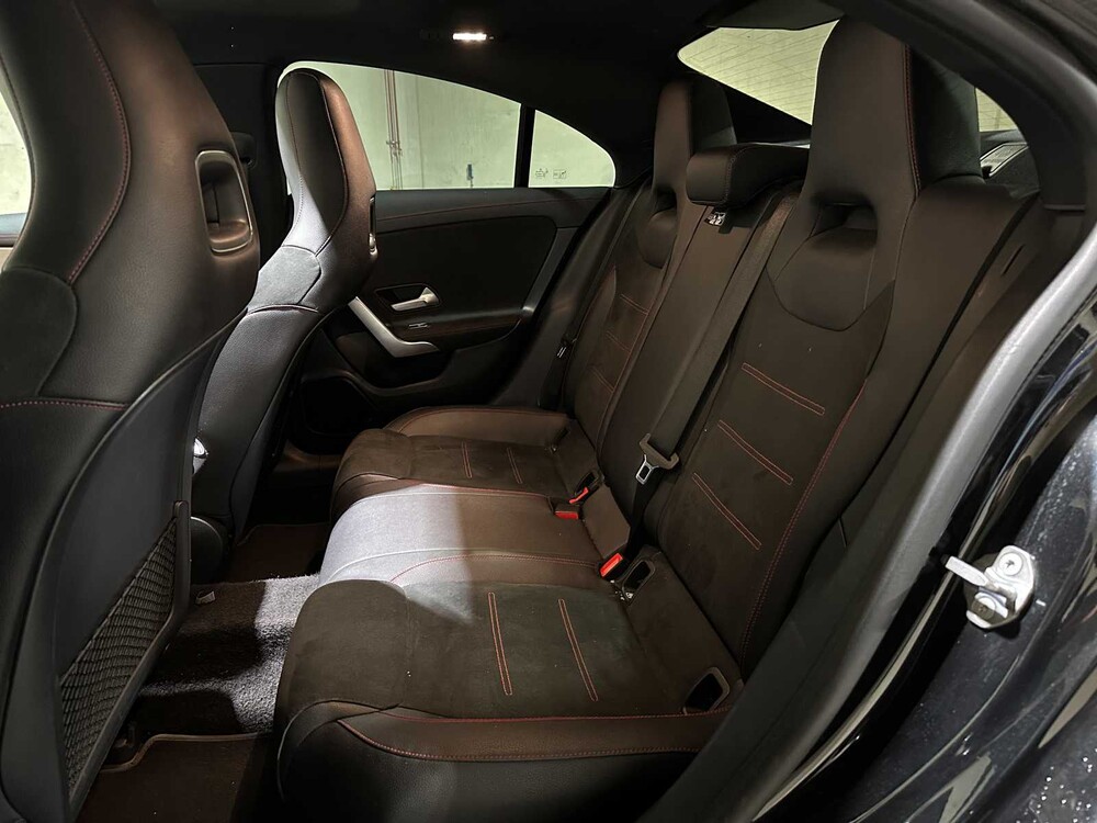 Mercedes-Benz - CLA-klasse - CLA180 d Launch Edition Premium - Personenauto