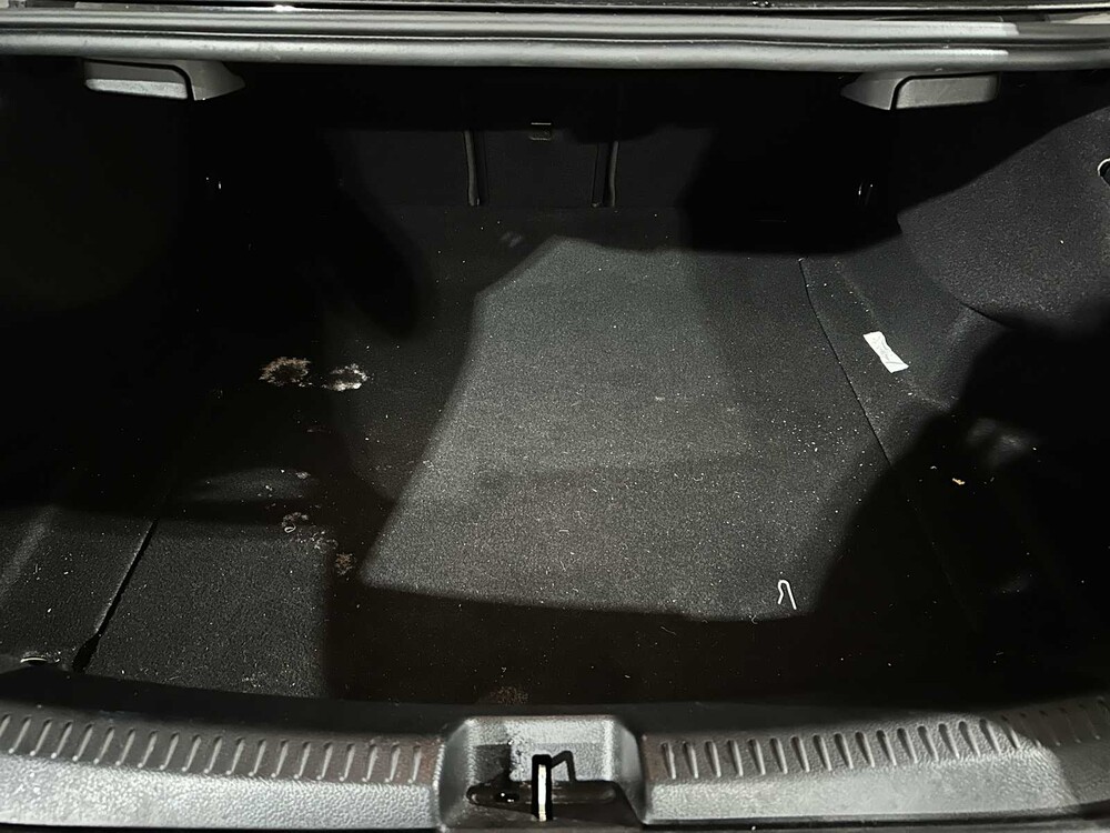 Mercedes-Benz - CLA-klasse - CLA180 d Launch Edition Premium - Personenauto