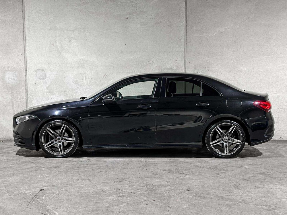 Mercedes-Benz  A200 Business Solution AMG A-klasse 161pk 2020, J-049-DZ