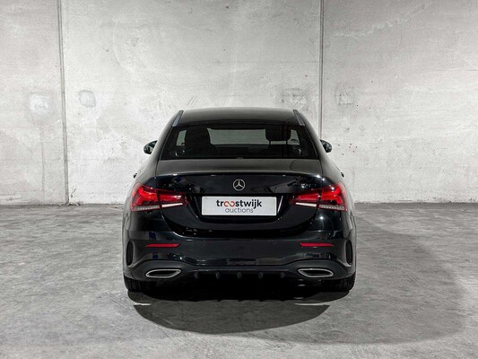 Mercedes-Benz A200 Business Solution AMG A-klasse 161pk 2020, J-049-DZ