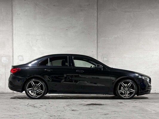 Mercedes-Benz A200 Business Solution AMG A-klasse 161pk 2020, J-049-DZ