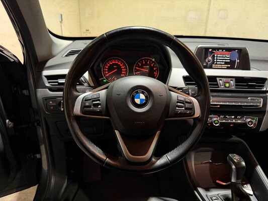 BMW X1 sDrive18i Centennial High Executive 134pk 2016, L-179-TT