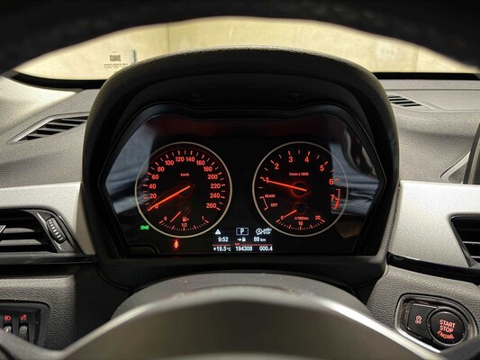 BMW X1 sDrive18i Centennial High Executive 134pk 2016, L-179-TT