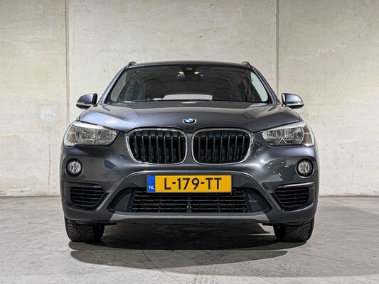 BMW X1 sDrive18i Centennial High Executive 134pk 2016, L-179-TT