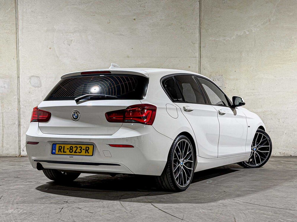 BMW 116i Edition Sport Line Shadow Executive 109pk 2018 (Origineel-NL) 1-serie, RL-823-R