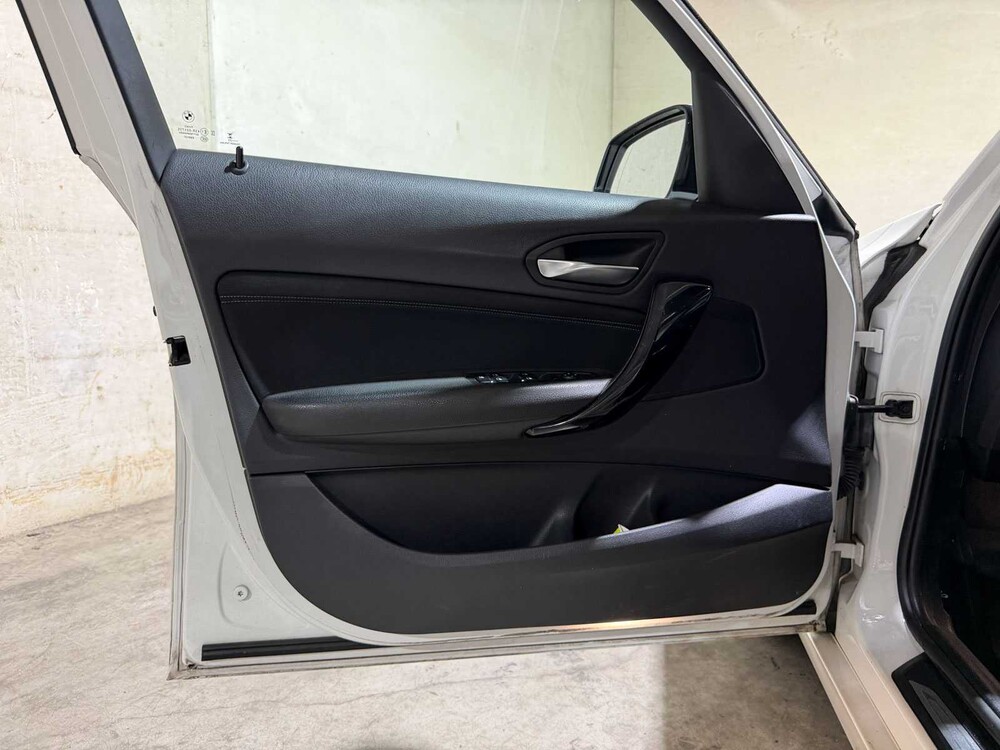 BMW 116i Edition Sport Line Shadow Executive 109pk 2018 (Origineel-NL) 1-serie, RL-823-R