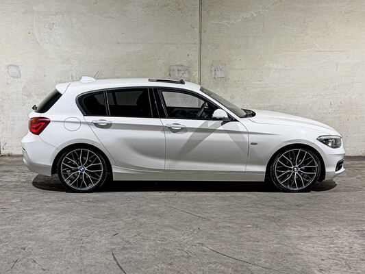 BMW 116i Edition Sport Line Shadow Executive 109pk 2018 (Origineel-NL) 1-serie, RL-823-R