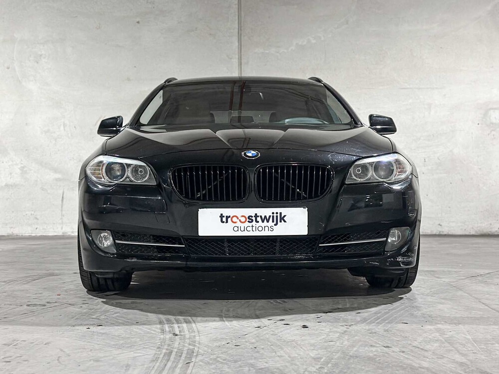 BMW 523i Touring High Executive 204pk 2010 5-serie F11, L-790-VL