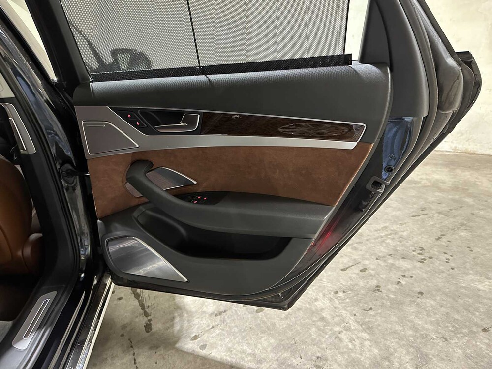 Audi A8 4.2 FSI V8 Quattro Pro Line+ 371pk 2010, 3-XRX-91 Youngtimer