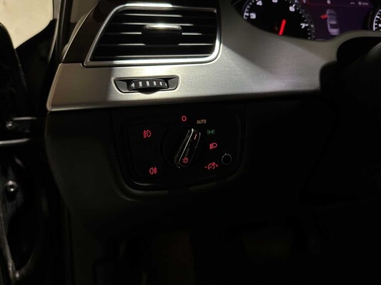 Audi A8 4.2 FSI V8 Quattro Pro Line+ 371pk 2010, 3-XRX-91 Youngtimer