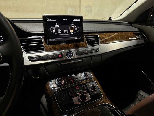 Audi A8 4.2 FSI V8 Quattro Pro Line+ 371pk 2010, 3-XRX-91 Youngtimer