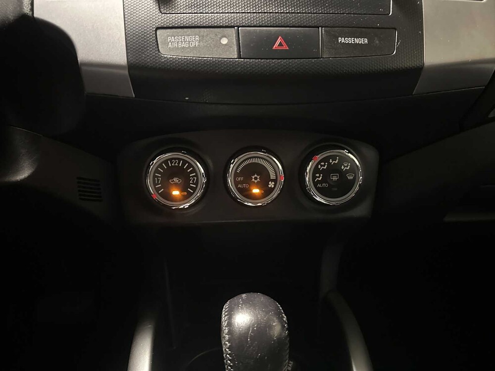 Mitsubishi Outlander 2.0 Intro Edition 147pk 2010 (Origineel-NL) Automaat, 43-NTH-8
