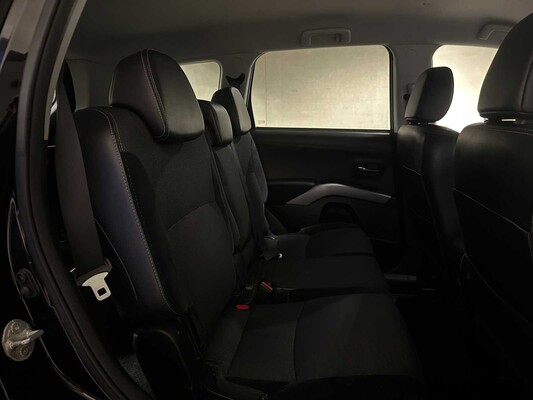 Mitsubishi Outlander 2.0 Intro Edition 147pk 2010 (Origineel-NL) Automaat, 43-NTH-8