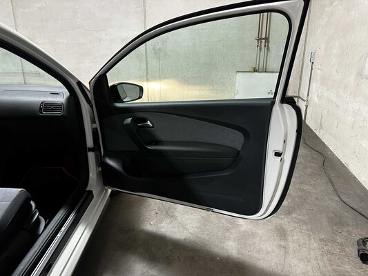 Volkswagen Polo GTI 1.4 TSI 180pk 2011 Automaat, JTL-90-X