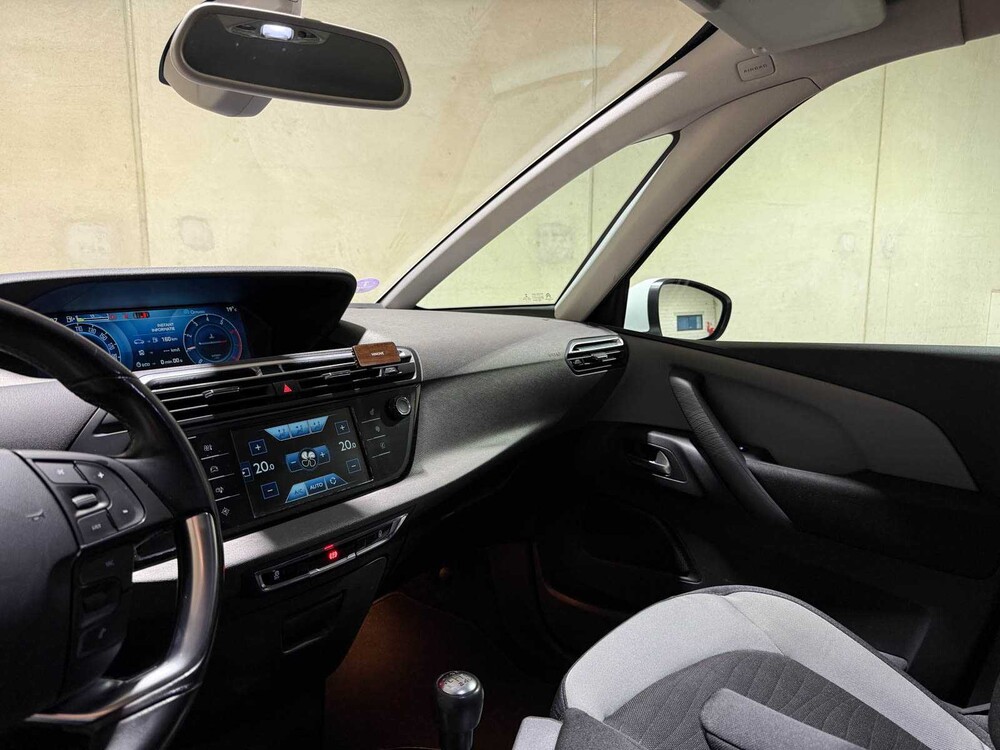 Citroen - C4 Picasso - 1.2 PureTech Shine - Personenauto